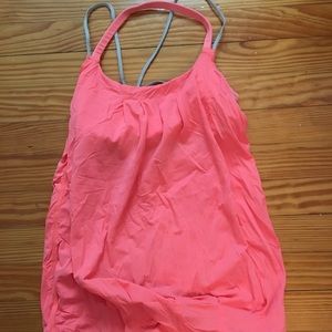 Lululemon flow and go tank